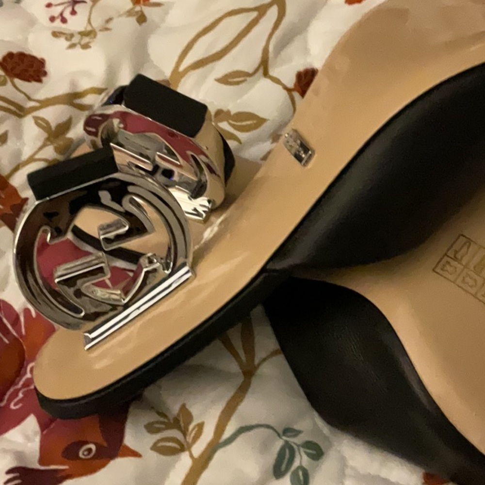 These shoes were gifted to me just too flashy the heel double gg - Picture 3 of 8